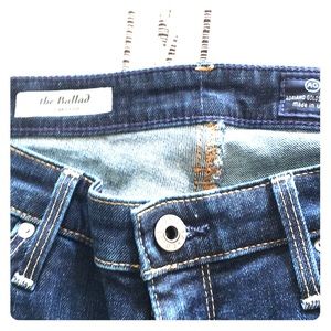 AG Jeans slim bootcut, size 27.